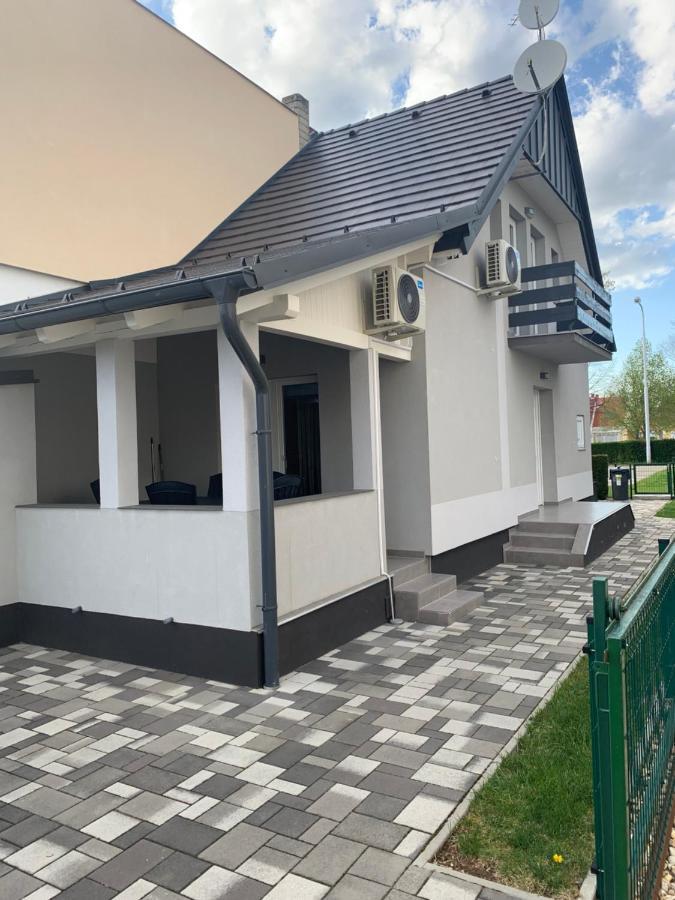 Komo Apartment Бюк Экстерьер фото